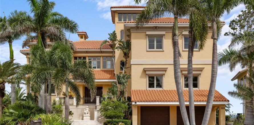 Villa ou maison à Sarasota, Floride 5 chambres, 642.7 m2 № 1815666