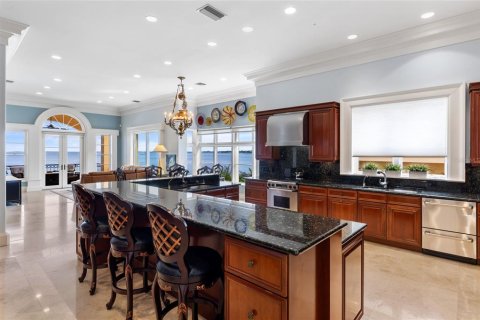 Villa ou maison à vendre à Sarasota, Floride: 5 chambres, 642.7 m2 № 1815666 - photo 9
