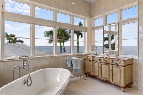 Villa ou maison à vendre à Sarasota, Floride: 5 chambres, 642.7 m2 № 1815666 - photo 30