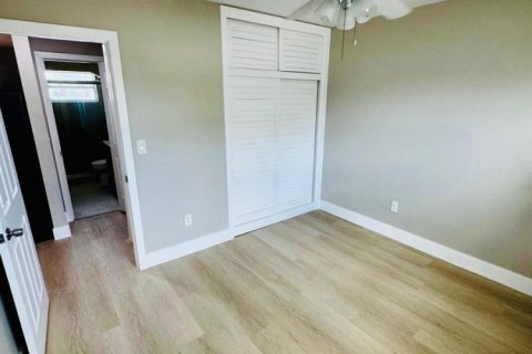 Appartement à louer à Deerfield Beach, Floride: 2 chambres, 78.97 m2 № 2357711 - photo 4