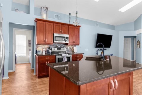 Villa ou maison à vendre à Trinity, Floride: 4 chambres, 204.38 m2 № 1531774 - photo 8