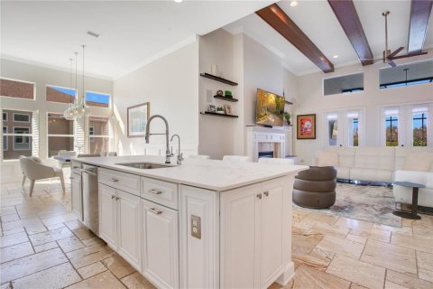 House in Bradenton, Florida 4 bedrooms, 377.74 sq.m. № 1583978 - photo 7