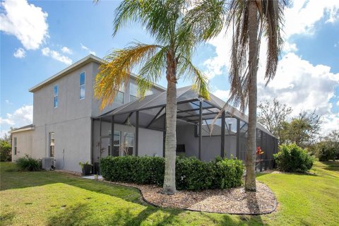 House in Bradenton, Florida 4 bedrooms, 377.74 sq.m. № 1583978 - photo 24