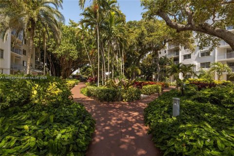 Copropriété à vendre à Miami, Floride: 1 chambre, 67.17 m2 № 1981774 - photo 19