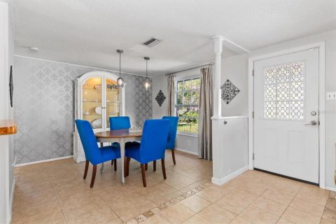 Villa ou maison à vendre à Nokomis, Floride: 3 chambres, 168.52 m2 № 2375482 - photo 8