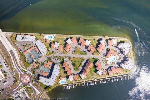 Condo in Saint Petersburg, Florida, 2 bedrooms  № 1446635 - photo 4