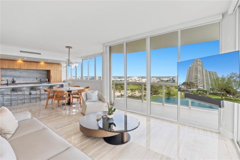 Condo in Aventura, Florida, 2 bedrooms  № 1896285 - photo 1