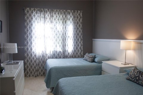 Condo in Aventura, Florida, 3 bedrooms  № 1962166 - photo 9