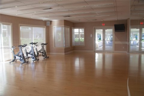 Condo in Aventura, Florida, 3 bedrooms  № 1962166 - photo 16