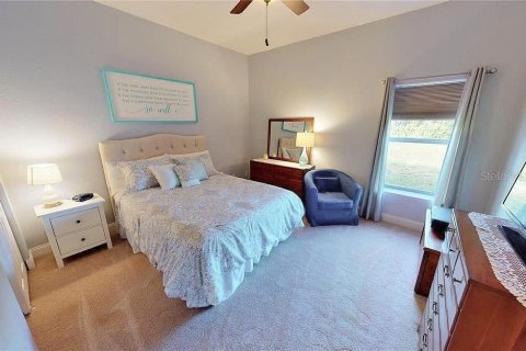 Immobilier commercial à vendre à Port Charlotte, Floride: 5 chambres, 294.5 m2 № 2371536 - photo 2