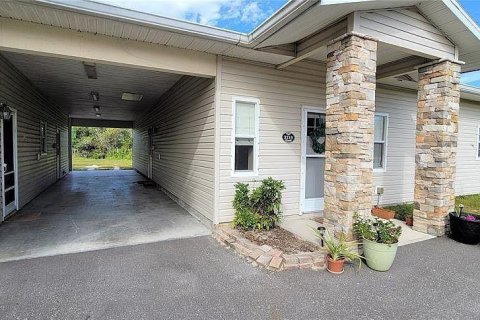Immobilier commercial à vendre à Port Charlotte, Floride: 5 chambres, 294.5 m2 № 2371536 - photo 10