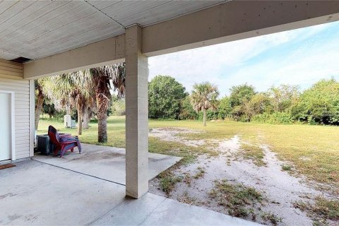 Immobilier commercial à vendre à Port Charlotte, Floride: 5 chambres, 294.5 m2 № 2371536 - photo 5