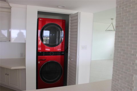 Condominio en venta en Fort Lauderdale, Florida, 2 dormitorios, 155.05 m2 № 2250331 - foto 9