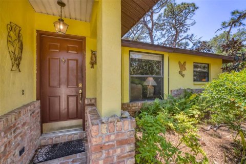 House in Englewood, Florida 3 bedrooms, 125.23 sq.m. № 2215520
