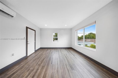 Apartment in Miami, Florida 1 bedroom, 46.45 sq.m. № 1942272 - photo 2