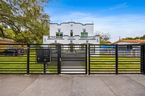 Apartment in Miami, Florida 1 bedroom, 46.45 sq.m. № 1942272 - photo 5