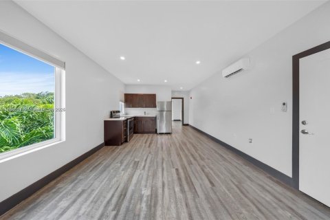 Apartment in Miami, Florida 1 bedroom, 46.45 sq.m. № 1942272 - photo 1