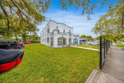 Apartment in Miami, Florida 1 bedroom, 46.45 sq.m. № 1942272 - photo 14