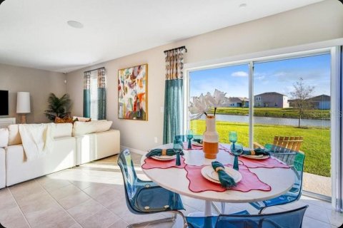 Villa ou maison à vendre à North Fort Myers, Floride: 3 chambres, 171.87 m2 № 2238490 - photo 5