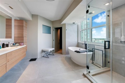 Copropriété à vendre à Aventura, Floride: 4 chambres, 336.31 m2 № 1858705 - photo 21