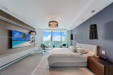 Copropriété à vendre à Aventura, Floride: 4 chambres, 336.31 m2 № 1858705 - photo 18
