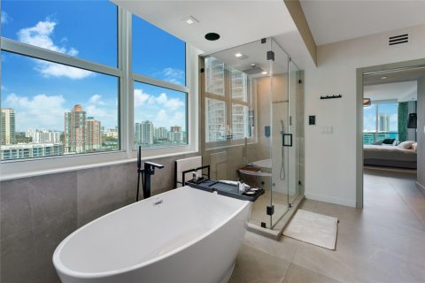 Copropriété à vendre à Aventura, Floride: 4 chambres, 336.31 m2 № 1858705 - photo 23