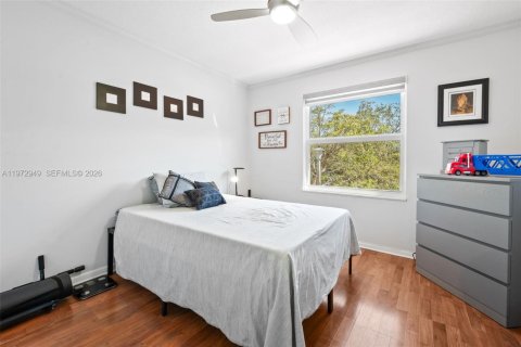 Купить таунхаус в Пемброк-Пайнс, Флорида 3 спальни, 140.93м2, № 2034035 - фото 16