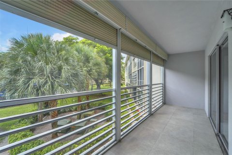 Condo in Coconut Creek, Florida, 1 bedroom  № 1882344 - photo 15