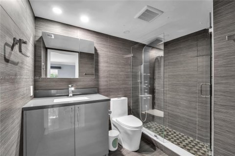 Condo in Coconut Creek, Florida, 1 bedroom  № 1882344 - photo 13