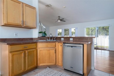 Купить виллу или дом в Делтона, Флорида 6 комнат, 147.44м2, № 1909769 - фото 10
