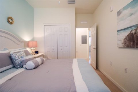 Condo in Bradenton, Florida, 2 bedrooms in LAKEWOOD NATIONAL  № 2298762 - photo 30