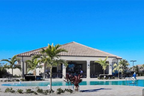 Condo in Bradenton, Florida, 2 bedrooms in LAKEWOOD NATIONAL  № 2298762 - photo 12
