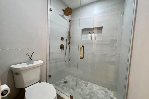 Снять в аренду кондоминиум в Майами, Флорида 2 спальни, 139.35м2, № 2018301 - фото 8