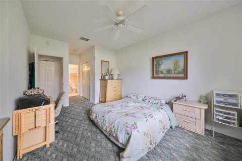 Condo in Sun City Center, Florida, 2 bedrooms  № 1722490 - photo 17