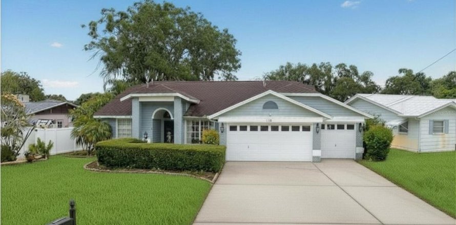 Villa ou maison à Palm Harbor, Floride 3 chambres, 152.55 m2 № 2148286