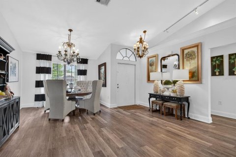Villa ou maison à vendre à Palm Harbor, Floride: 3 chambres, 152.55 m2 № 2148286 - photo 2