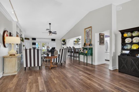 Villa ou maison à vendre à Palm Harbor, Floride: 3 chambres, 152.55 m2 № 2148286 - photo 3