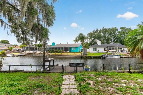 Villa ou maison à vendre à Palm Harbor, Floride: 3 chambres, 152.55 m2 № 2148286 - photo 30