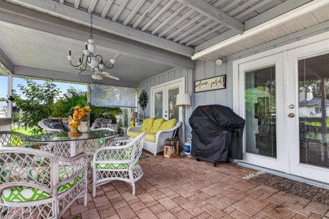 Villa ou maison à vendre à Palm Harbor, Floride: 3 chambres, 152.55 m2 № 2148286 - photo 25