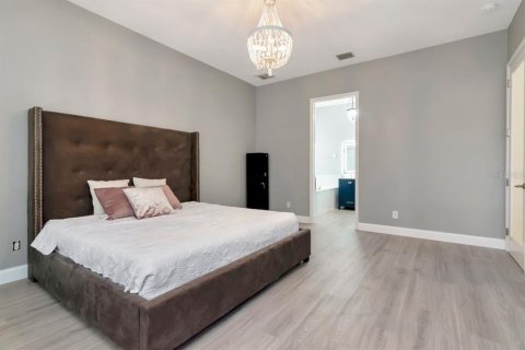 Villa ou maison à vendre à Tampa, Floride: 5 chambres, 322.65 m2 № 1644121 - photo 11