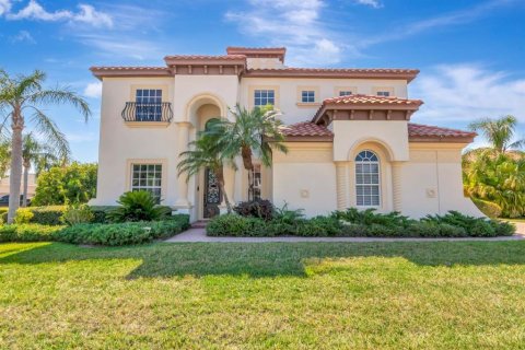 Villa ou maison à vendre à Tampa, Floride: 5 chambres, 322.65 m2 № 1644121 - photo 1