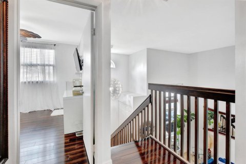 Villa ou maison à vendre à Plantation, Floride: 3 chambres, 140.84 m2 № 2397269 - photo 6