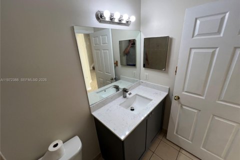 Купить таунхаус в Хомстед, Флорида 4 спальни, 150.32м2, № 2032994 - фото 23