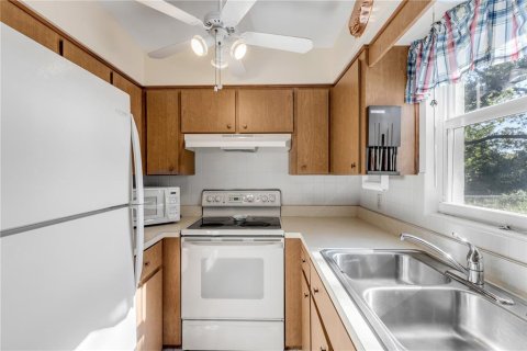 Casa en venta en New Smyrna Beach, Florida, 2 dormitorios, 133.78 m2 № 1136996 - foto 24