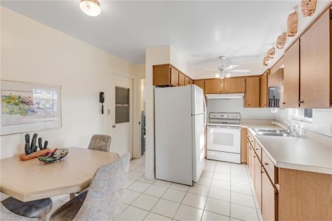 Casa en venta en New Smyrna Beach, Florida, 2 dormitorios, 133.78 m2 № 1136996 - foto 27