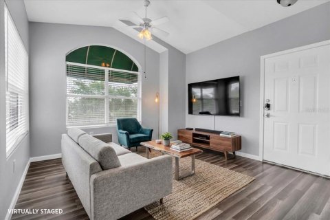 Condo in Seminole, Florida, 2 bedrooms  № 2207865 - photo 2