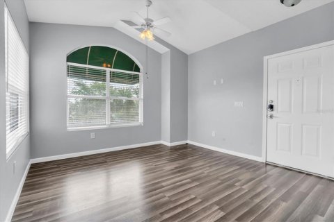 Condo in Seminole, Florida, 2 bedrooms  № 2207865 - photo 3