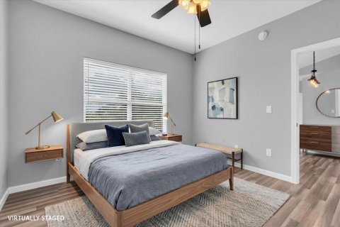 Condo in Seminole, Florida, 2 bedrooms  № 2207865 - photo 11