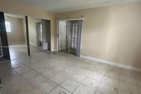 Купить кондоминиум в Делрей-Бич, Флорида 1 спальня, 66.89м2, № 1983634 - фото 1