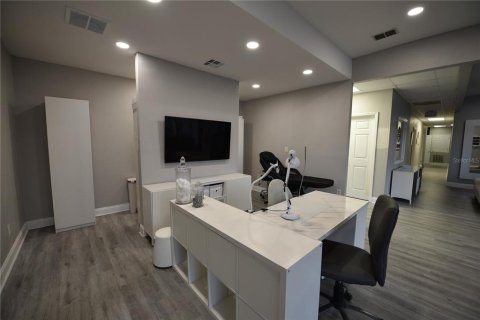 Immobilier commercial à louer à Orlando, Floride: 519.14 m2 № 2386800 - photo 23